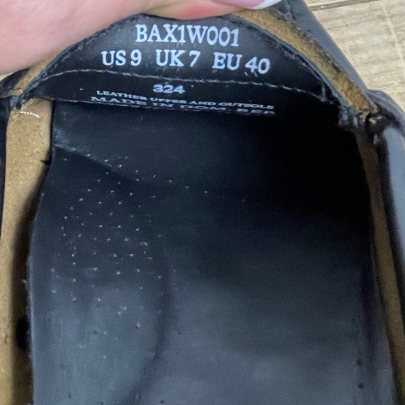 G.H. Bass - Whitney Weejuns Black Leather Penny Loafers - Women's 9 - Picture 8 of 14